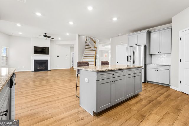 384 Traditions Lane, Hampton, GA 30228