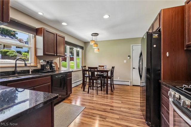 1593 Kingsley Avenue, Akron, OH 44313