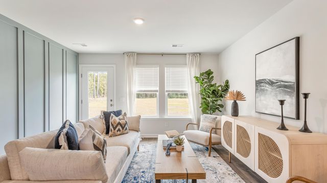 627 Pleasant Grove Way, Summerville, SC 29486