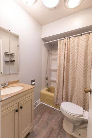 622 MEADOWBROOK CIR, Moberly, MO 65270