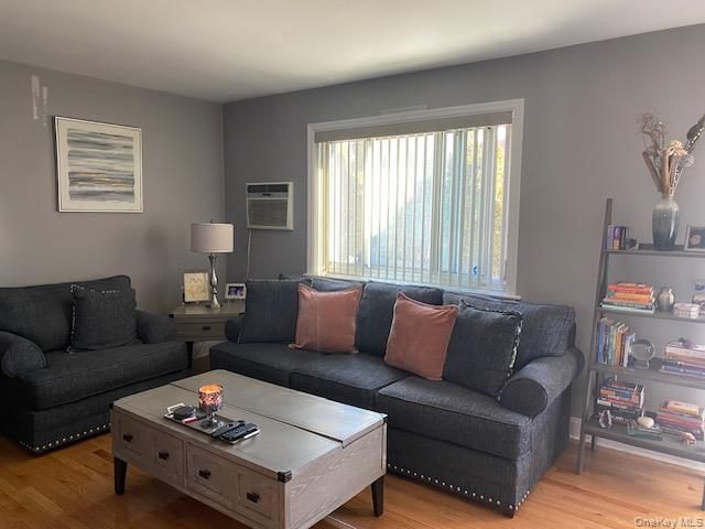 245-17 76th Avenue 1st fl, Bellerose, NY 11426