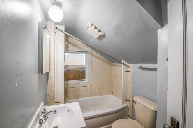 202 IRENE STREET, Green Bay, WI 54302