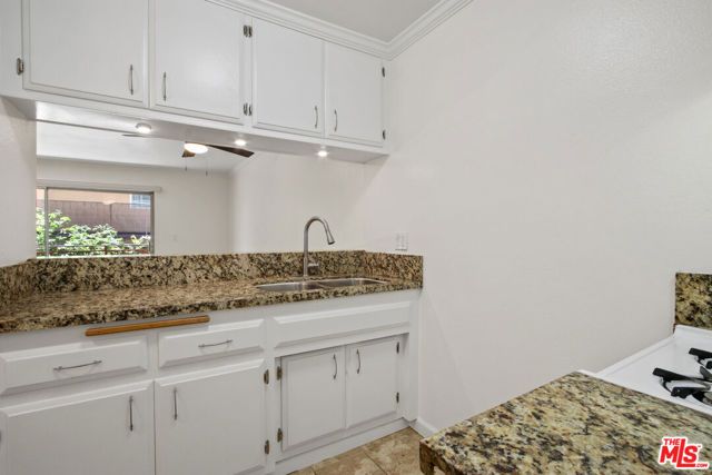 3320 Redondo Beach Boulevard, Torrance, CA 90504