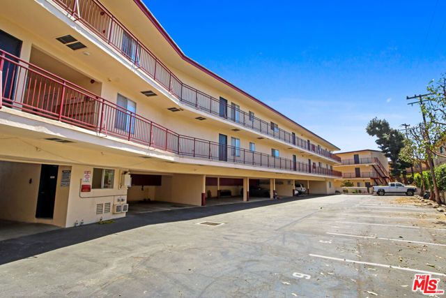 3320 Redondo Beach Boulevard, Torrance, CA 90504