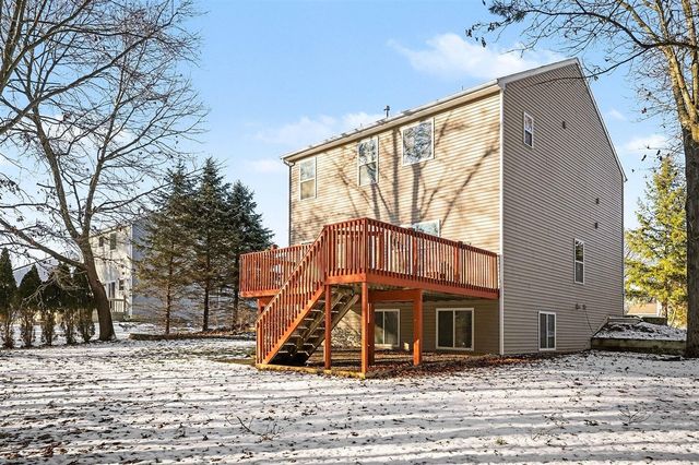 6061 Equestrian Woods Court, Kalamazoo, MI 49009