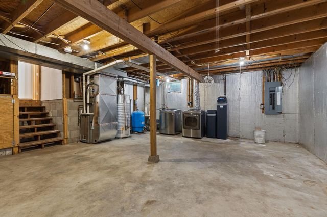 16400 Saint Francis Boulevard NW, Anoka, MN 55303