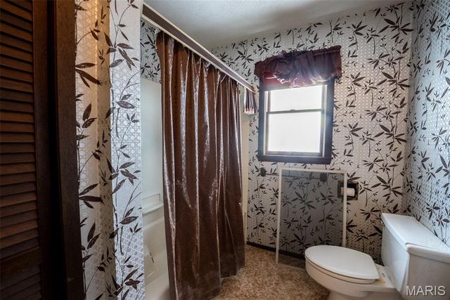 530 Joseph Street, Carlyle, IL 62231