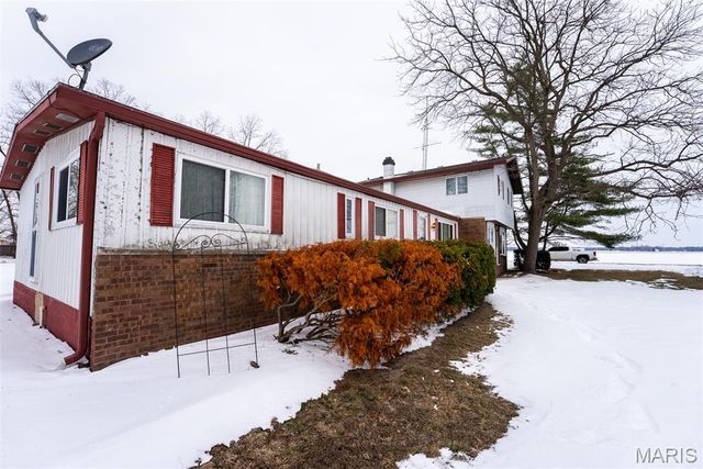 530 Joseph Street, Carlyle, IL 62231