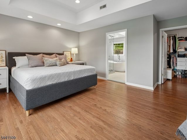 610 River Rd, Chatham Twp., NJ 07928