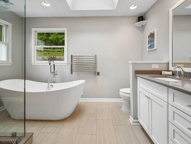 610 River Rd, Chatham Twp., NJ 07928