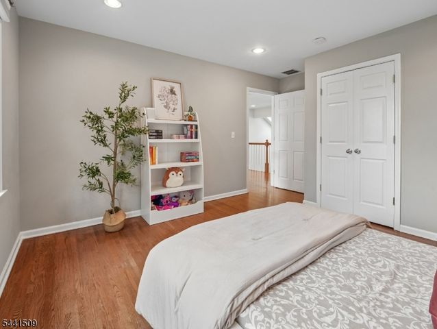 610 River Rd, Chatham Twp., NJ 07928