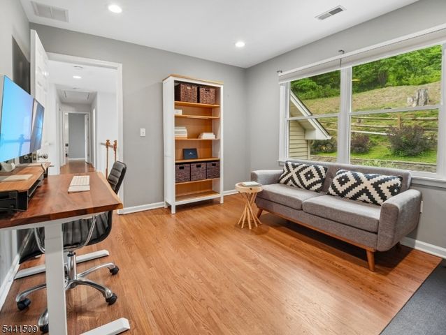 610 River Rd, Chatham Twp., NJ 07928