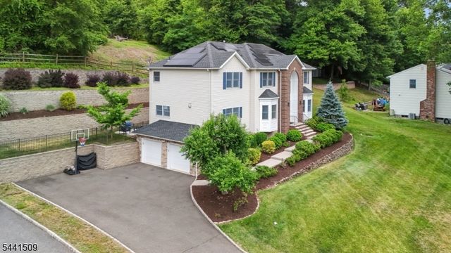 610 River Rd, Chatham Twp., NJ 07928