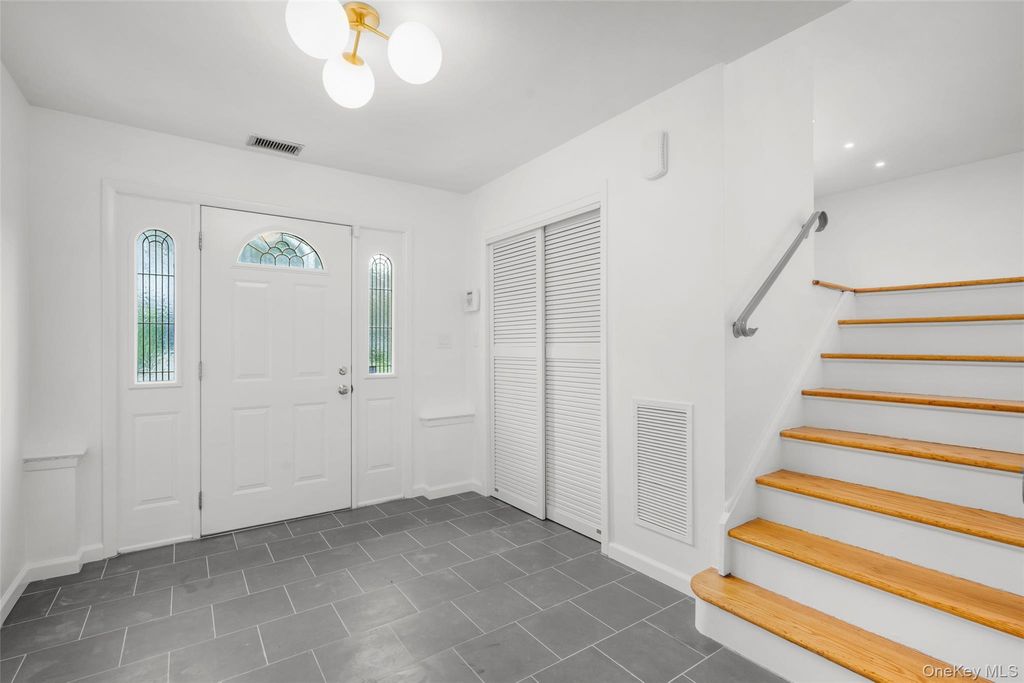 69 Pietro Drive, Yonkers, NY 10710 — photo 5