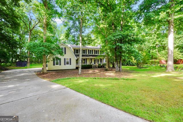135 Pamela Court, Fayetteville, GA 30214