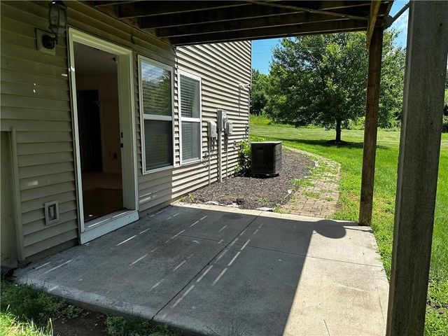 12202 N Highland Avenue, Kansas City, MO 64165