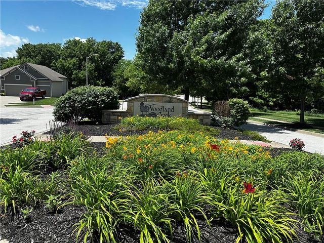 12202 N Highland Avenue, Kansas City, MO 64165