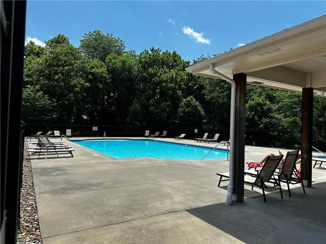 12202 N Highland Avenue, Kansas City, MO 64165