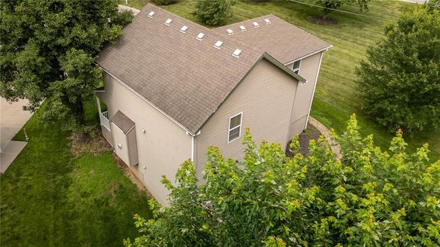 12202 N Highland Avenue, Kansas City, MO 64165