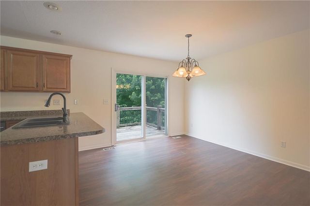 12202 N Highland Avenue, Kansas City, MO 64165