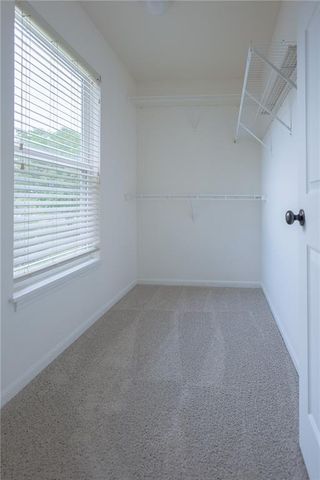 12202 N Highland Avenue, Kansas City, MO 64165