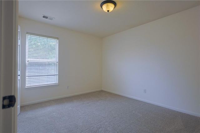 12202 N Highland Avenue, Kansas City, MO 64165
