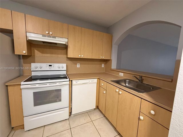 2901 SE 13th Rd 105-41, Homestead, FL 33035