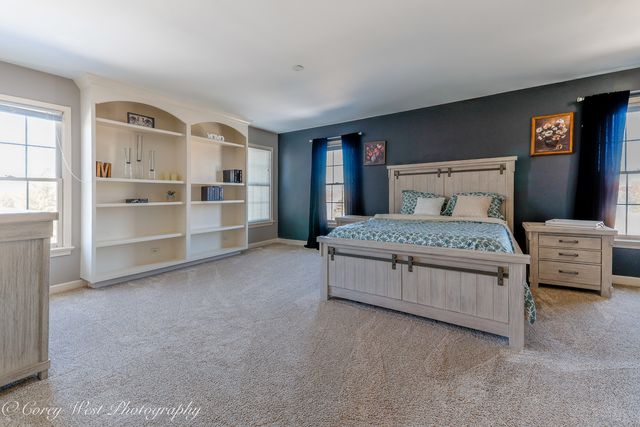 801 Citizen Avenue, Elburn, IL 60119