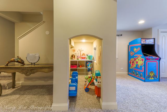 801 Citizen Avenue, Elburn, IL 60119