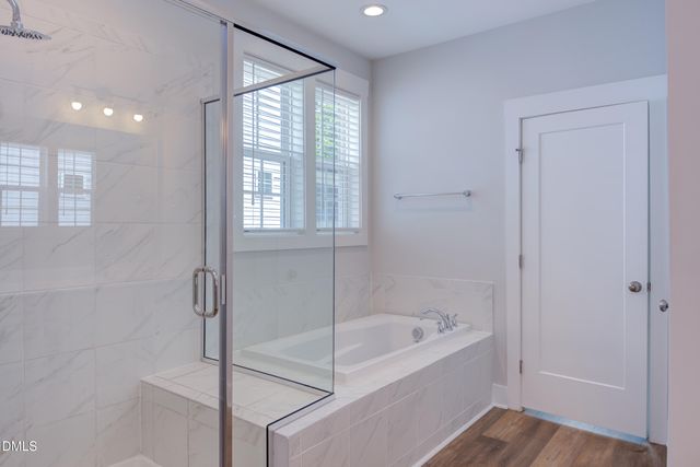 303 Chauncey Circle, Chapel Hill, NC 27516