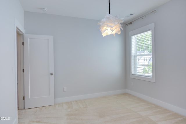 303 Chauncey Circle, Chapel Hill, NC 27516