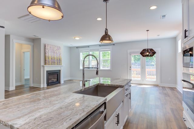 303 Chauncey Circle, Chapel Hill, NC 27516