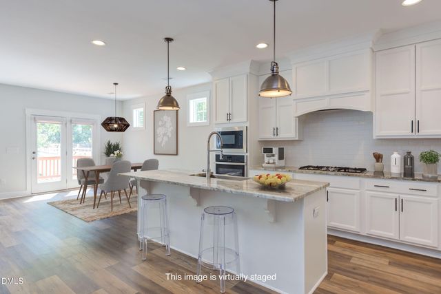 303 Chauncey Circle, Chapel Hill, NC 27516