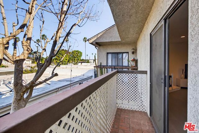 848 Lincoln Boulevard N, Santa Monica, CA 90403