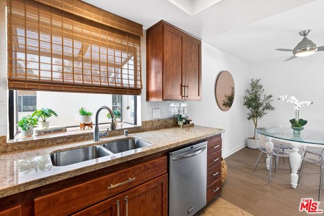 848 Lincoln Boulevard N, Santa Monica, CA 90403