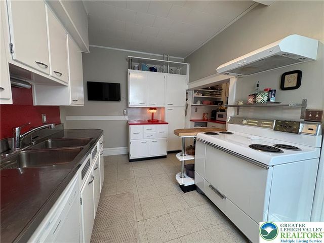 1527 West Turner Street, Allentown City, PA 18102