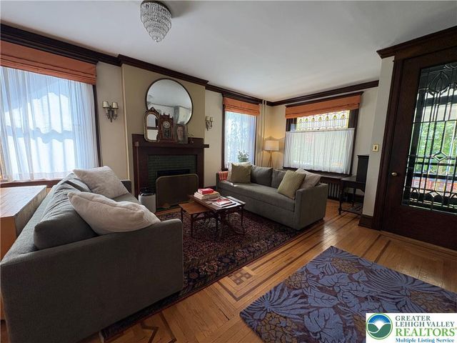 1527 West Turner Street, Allentown City, PA 18102