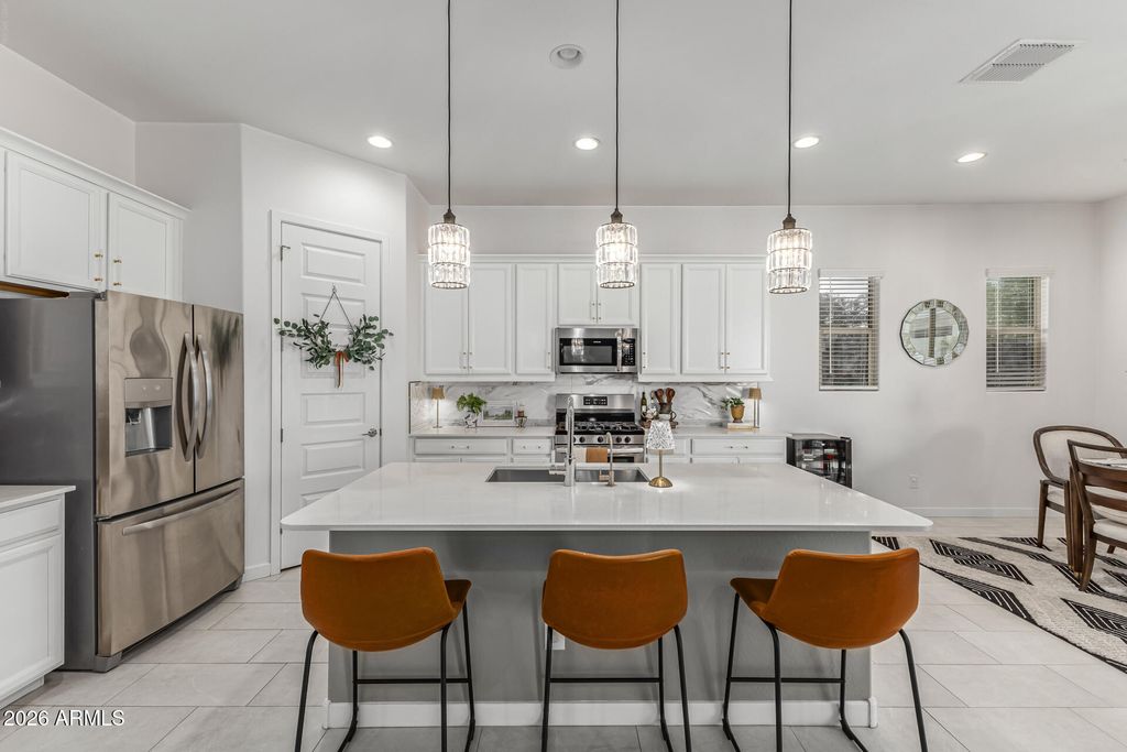 Image 16 of property listing at 19628 W FLOWER Street, Buckeye, AZ 85396