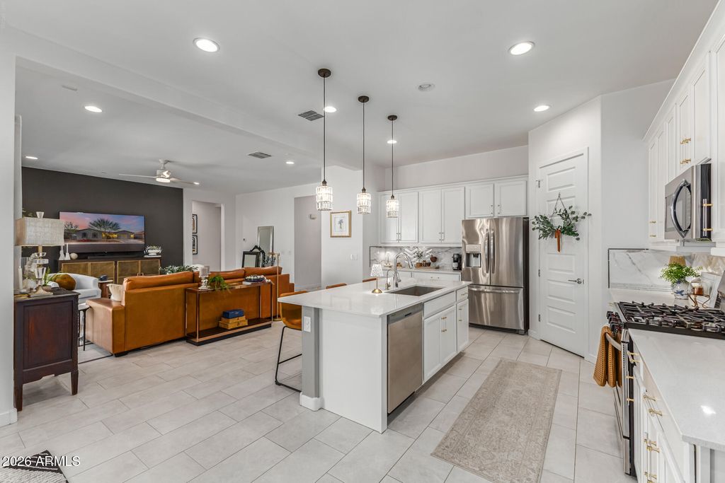 Image 20 of property listing at 19628 W FLOWER Street, Buckeye, AZ 85396