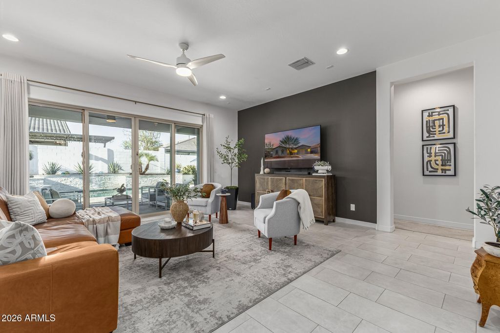 Image 23 of property listing at 19628 W FLOWER Street, Buckeye, AZ 85396