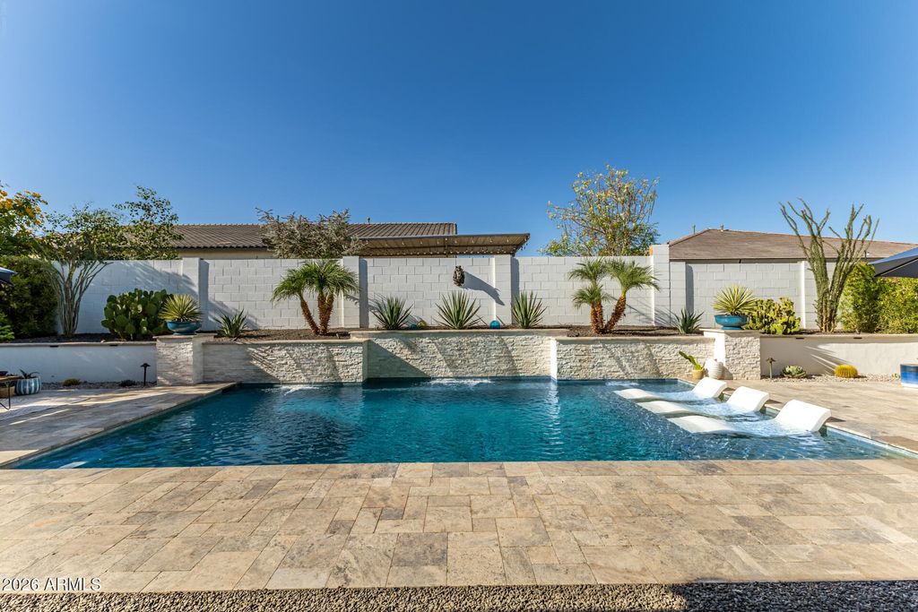 Image 27 of property listing at 19628 W FLOWER Street, Buckeye, AZ 85396