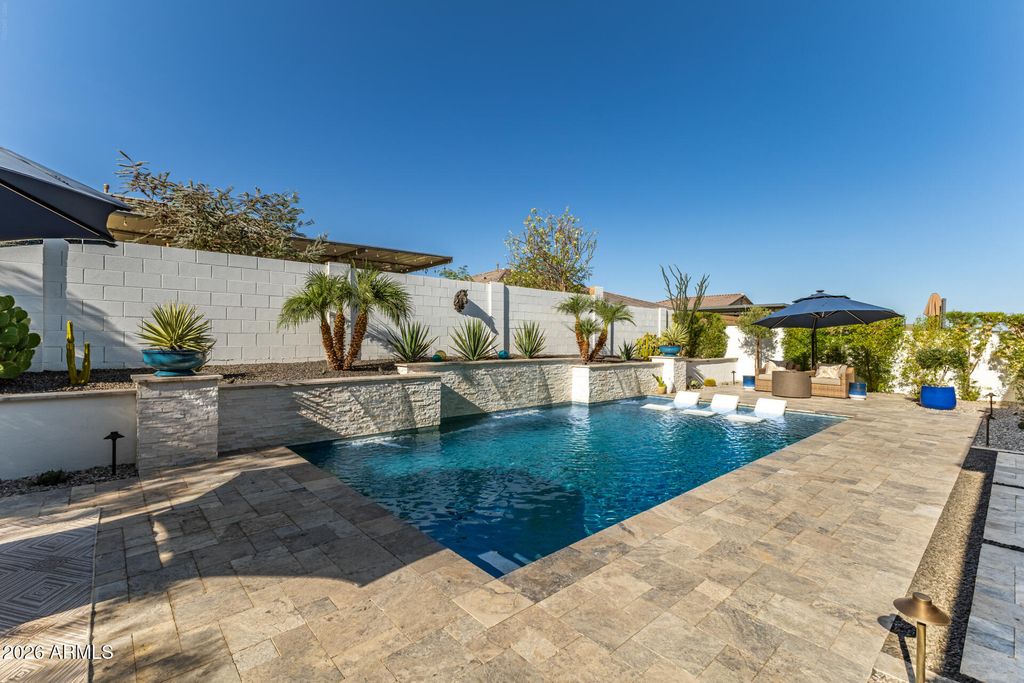 Image 28 of property listing at 19628 W FLOWER Street, Buckeye, AZ 85396