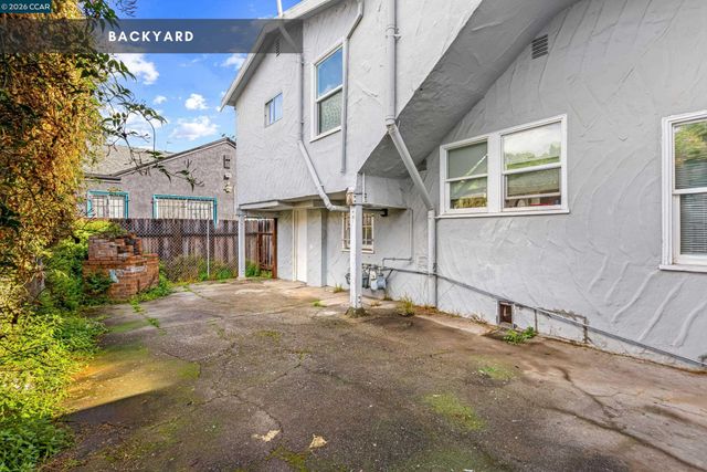 2353 82nd Ave, Oakland, CA 94605