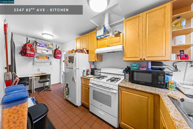 2353 82nd Ave, Oakland, CA 94605