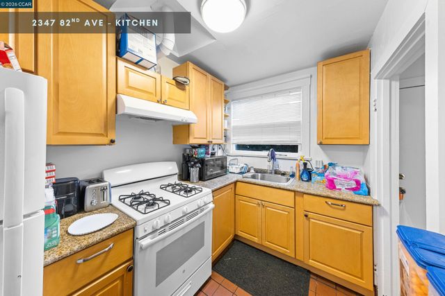 2353 82nd Ave, Oakland, CA 94605
