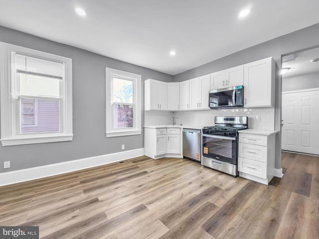 302 JONES AVE, Burlington, NJ 08016