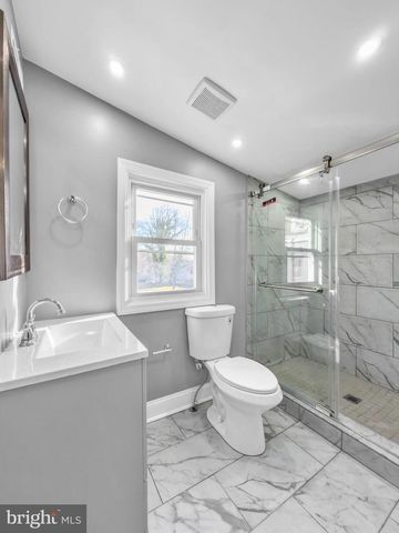 302 JONES AVE, Burlington, NJ 08016