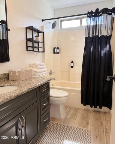 8609 W VOGEL Avenue, Peoria, AZ 85345