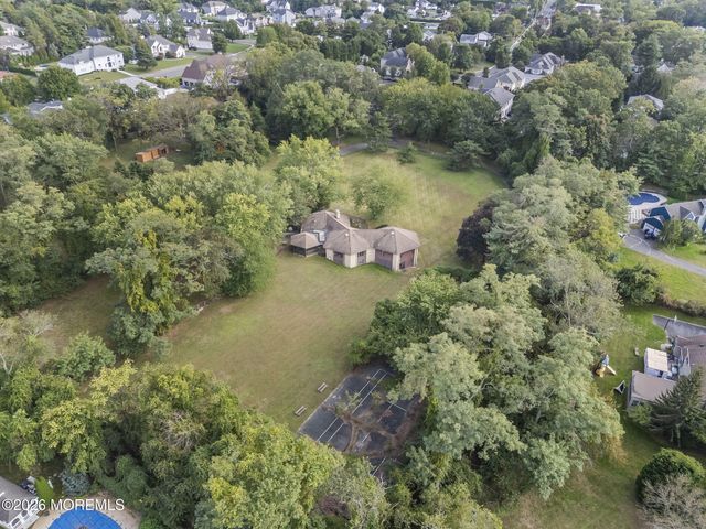 10 Weston Way, West Long Branch, NJ 07764