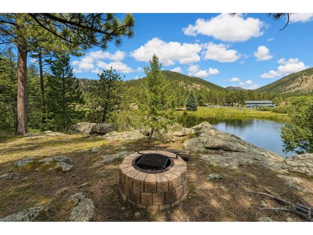 745 Hickory Dr, Lyons, CO 80540